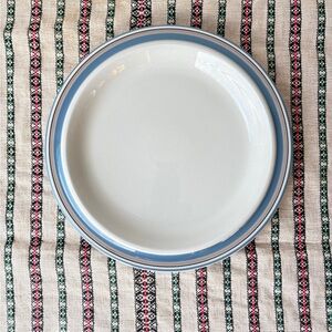 Arabia Finland Uhtua Platter Heirloom Dinnerware MCM Blue White Serving Platter